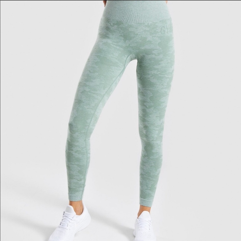 New camo seamless leggings/top SET—gymshark like - Picture 4 of 5